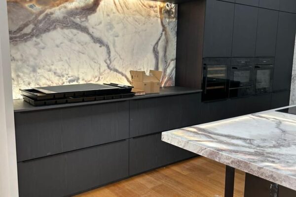 TOP CUCINA IN MARMO NATURALE RETRO ILLUMINATO