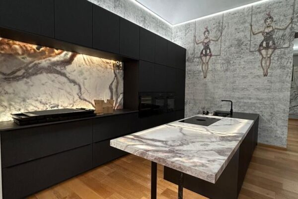 TOP CUCINA IN MARMO NATURALE RETRO ILLUMINATO